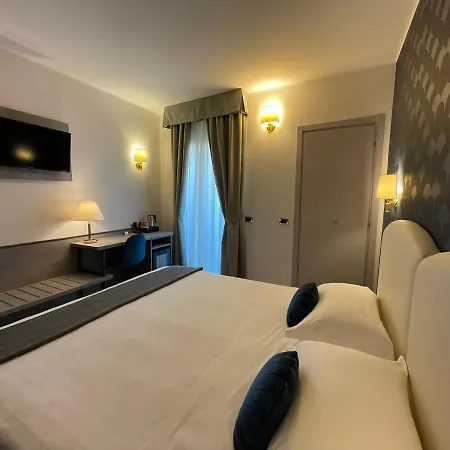 Hotel Florence 3*