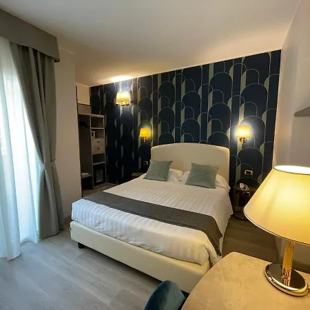 Florence 3* Milan